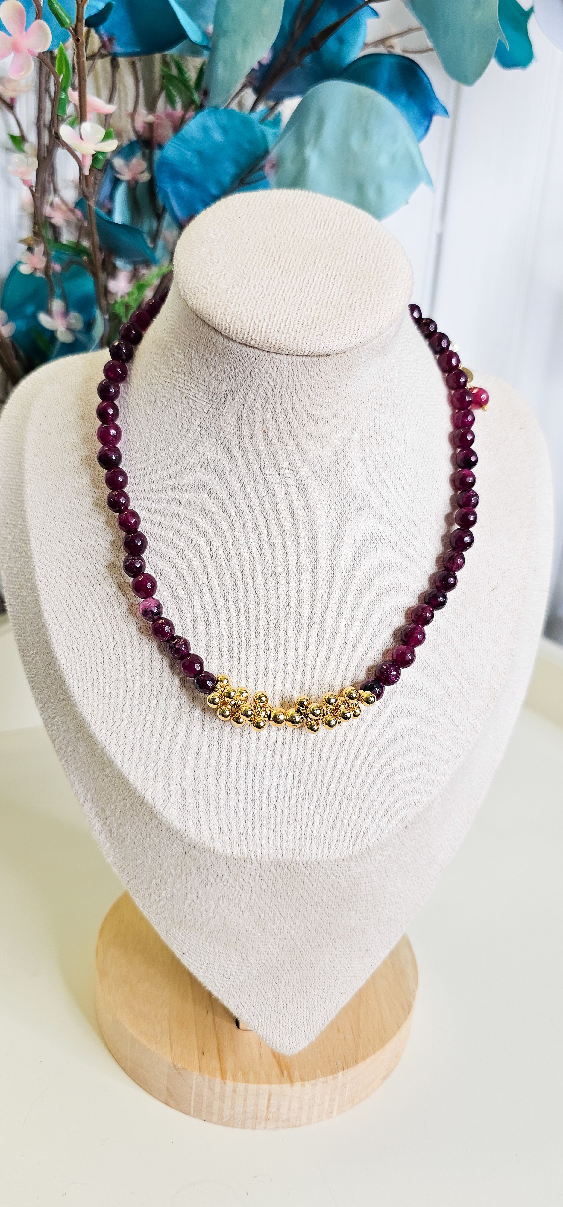 beaded burgundy necklace