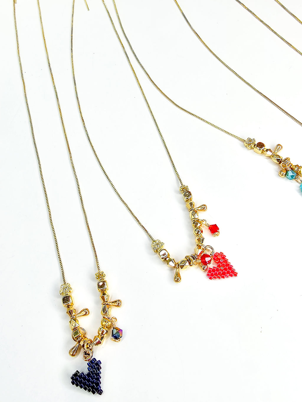 chain necklace with heart charm for women